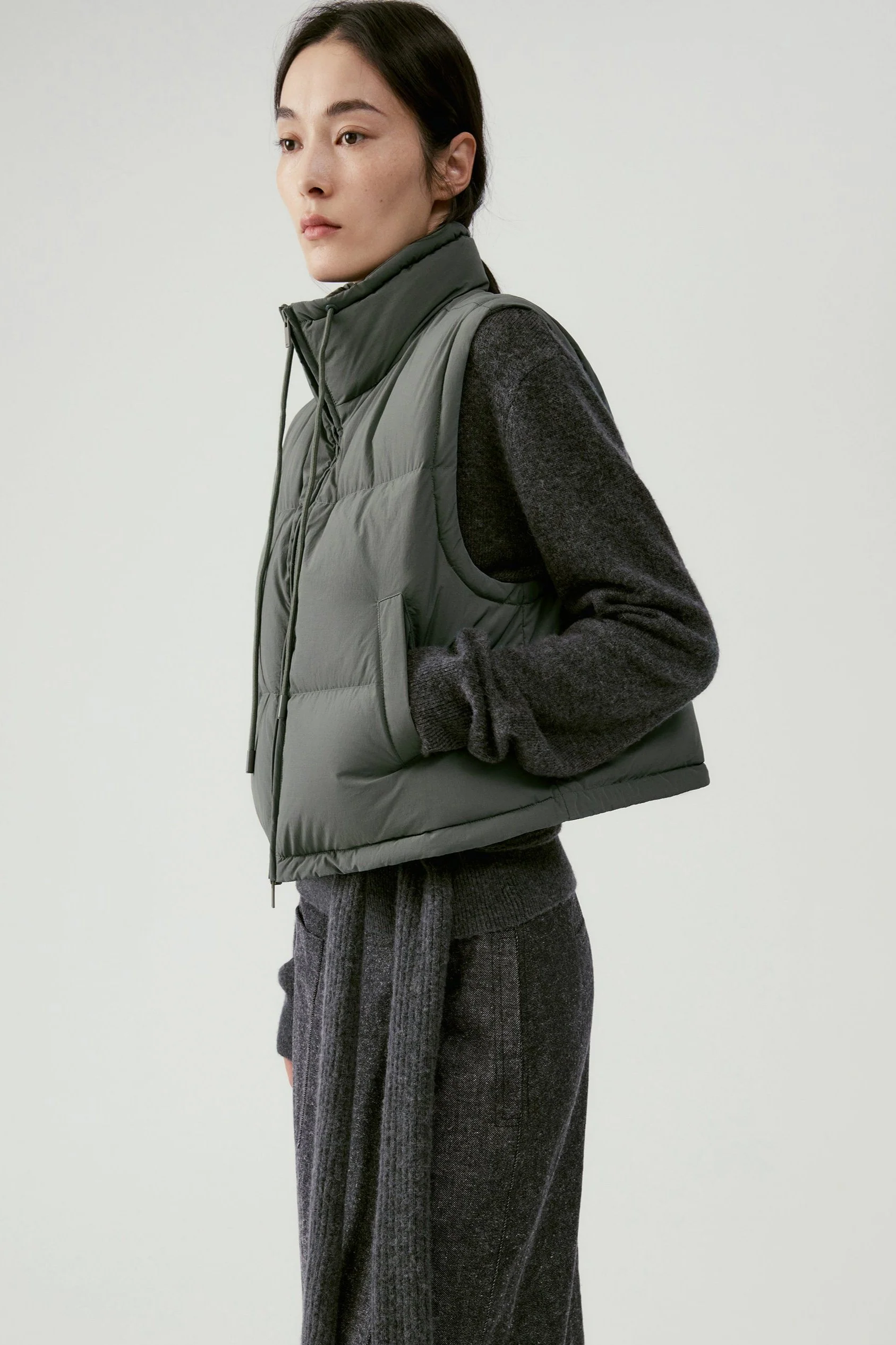 90% Goose Down Vest - Image 12
