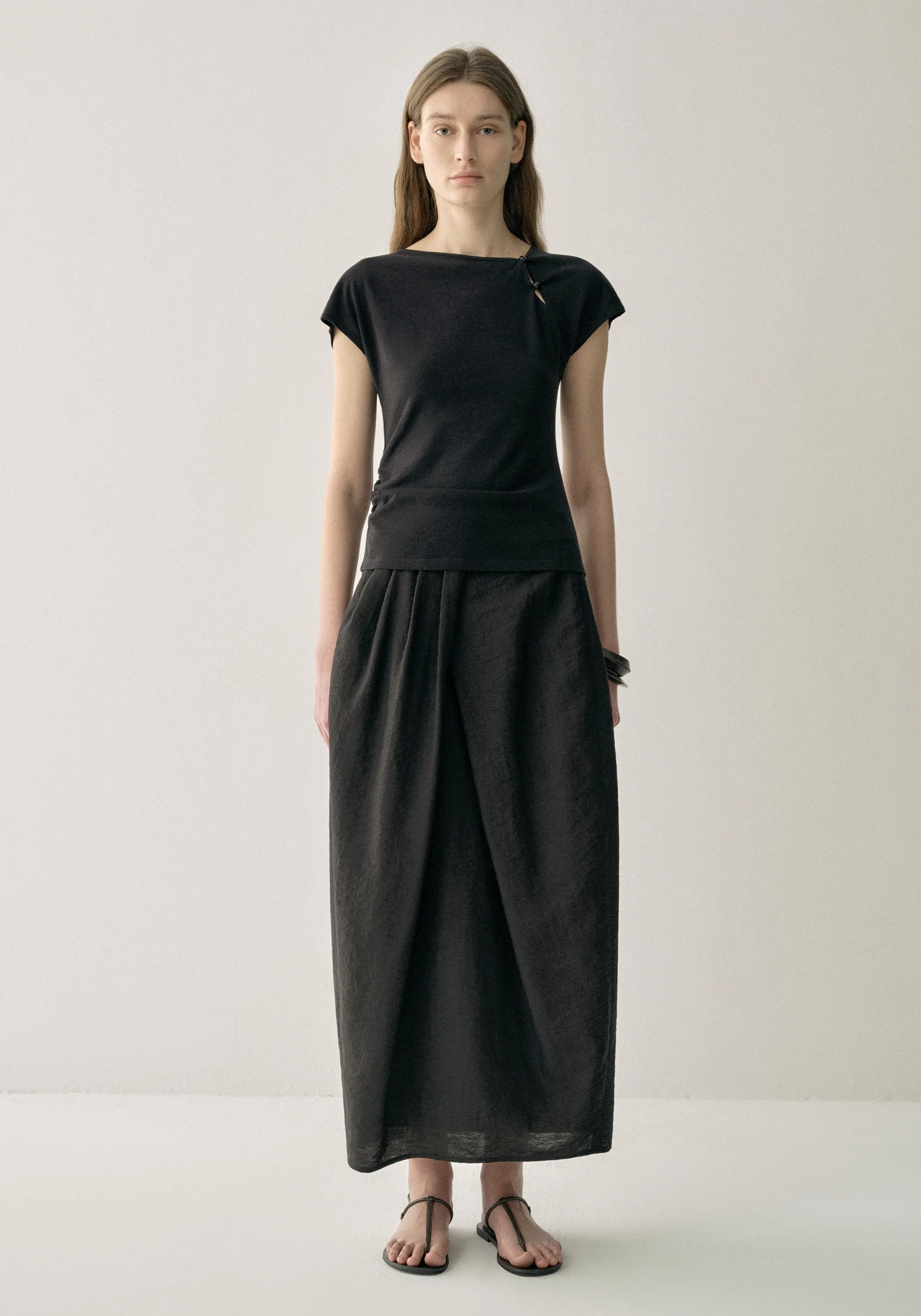 Asymmetric Placket Beaded T-shirt - Image 16