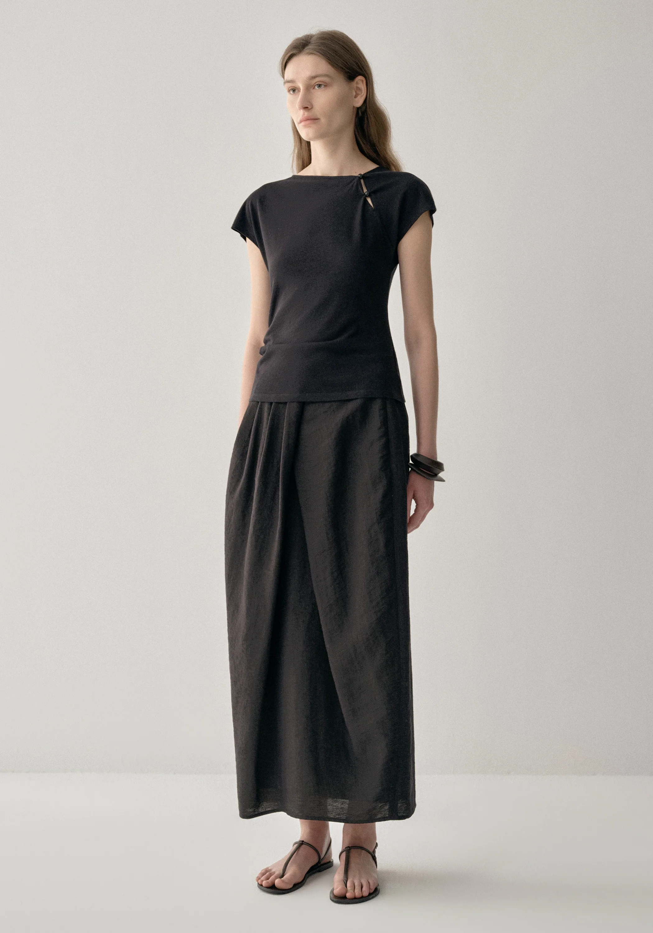Asymmetric Placket Beaded T-shirt - Image 17