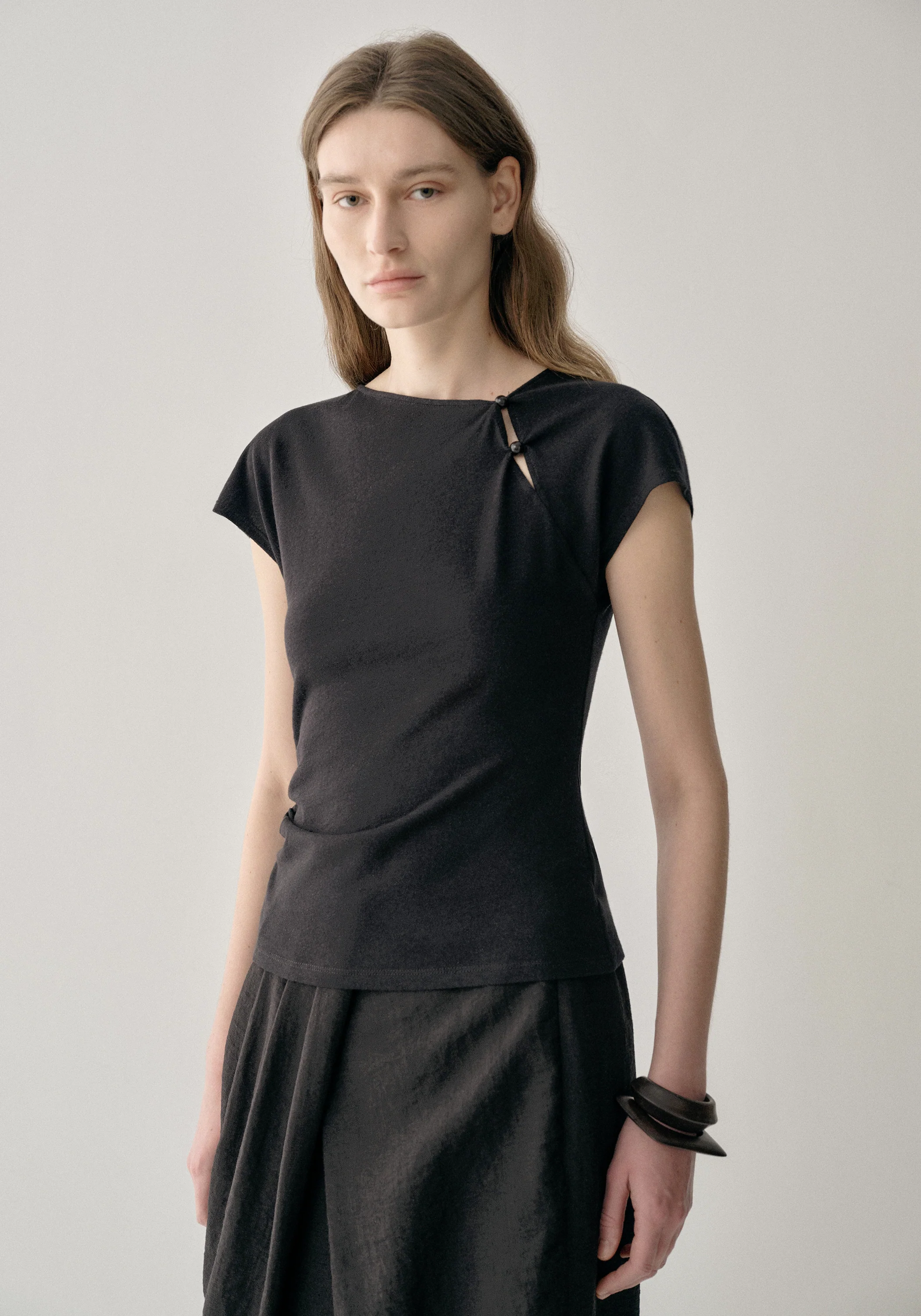 Asymmetric Placket Beaded T-shirt - Image 19
