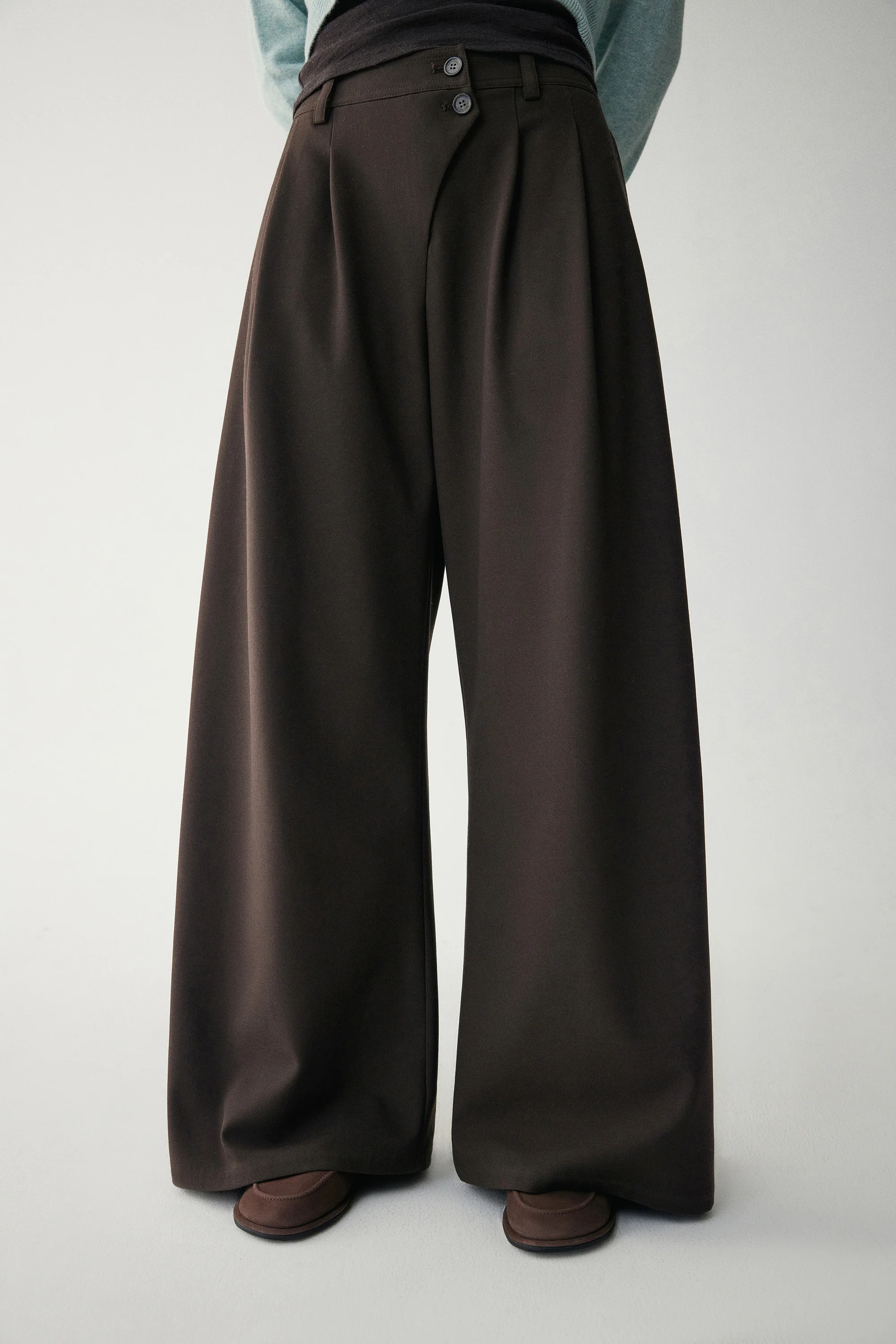 Chinese-inspired Curved Pants - Image 12