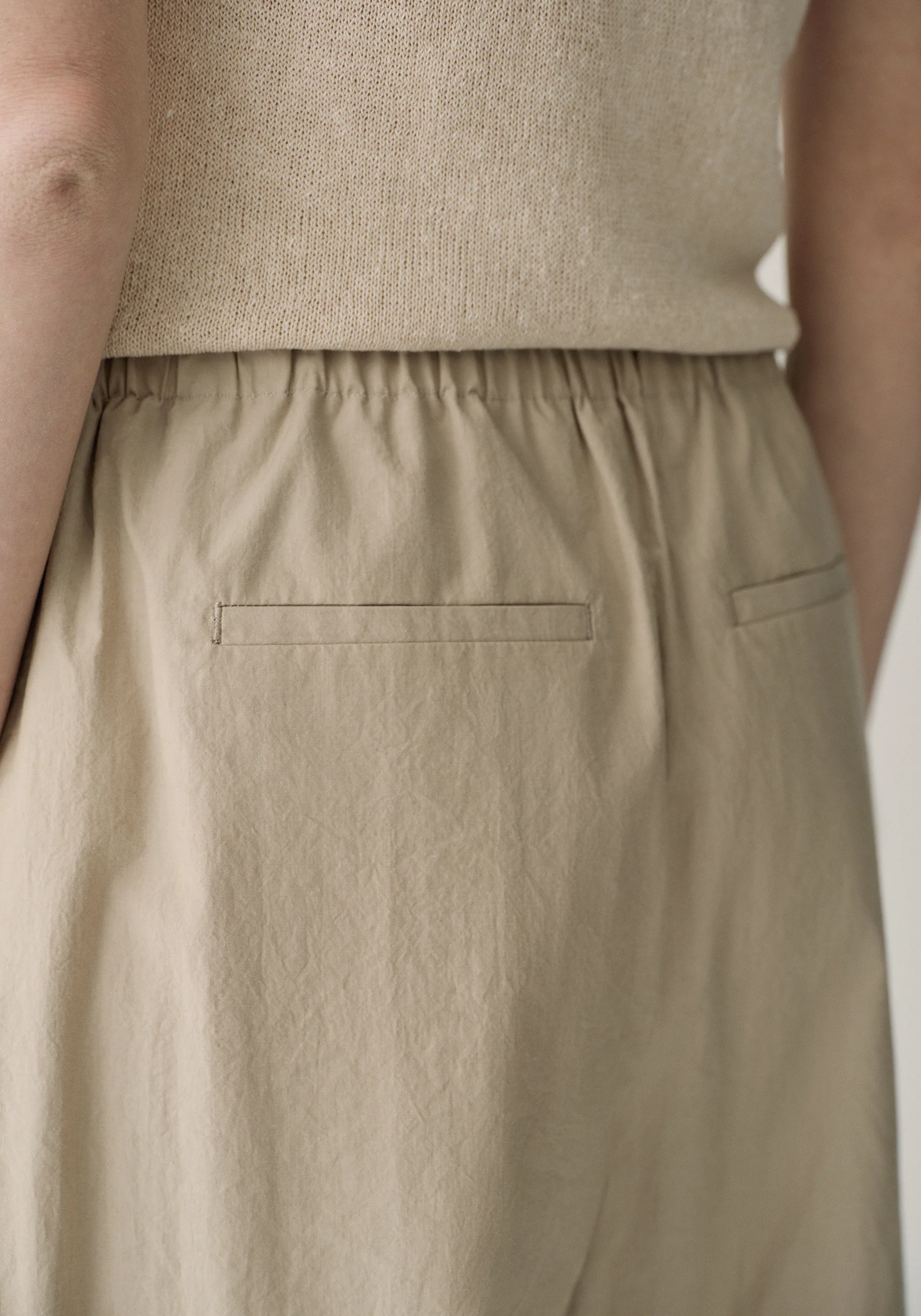 Cotton-silk Cropped Pants - Image 14