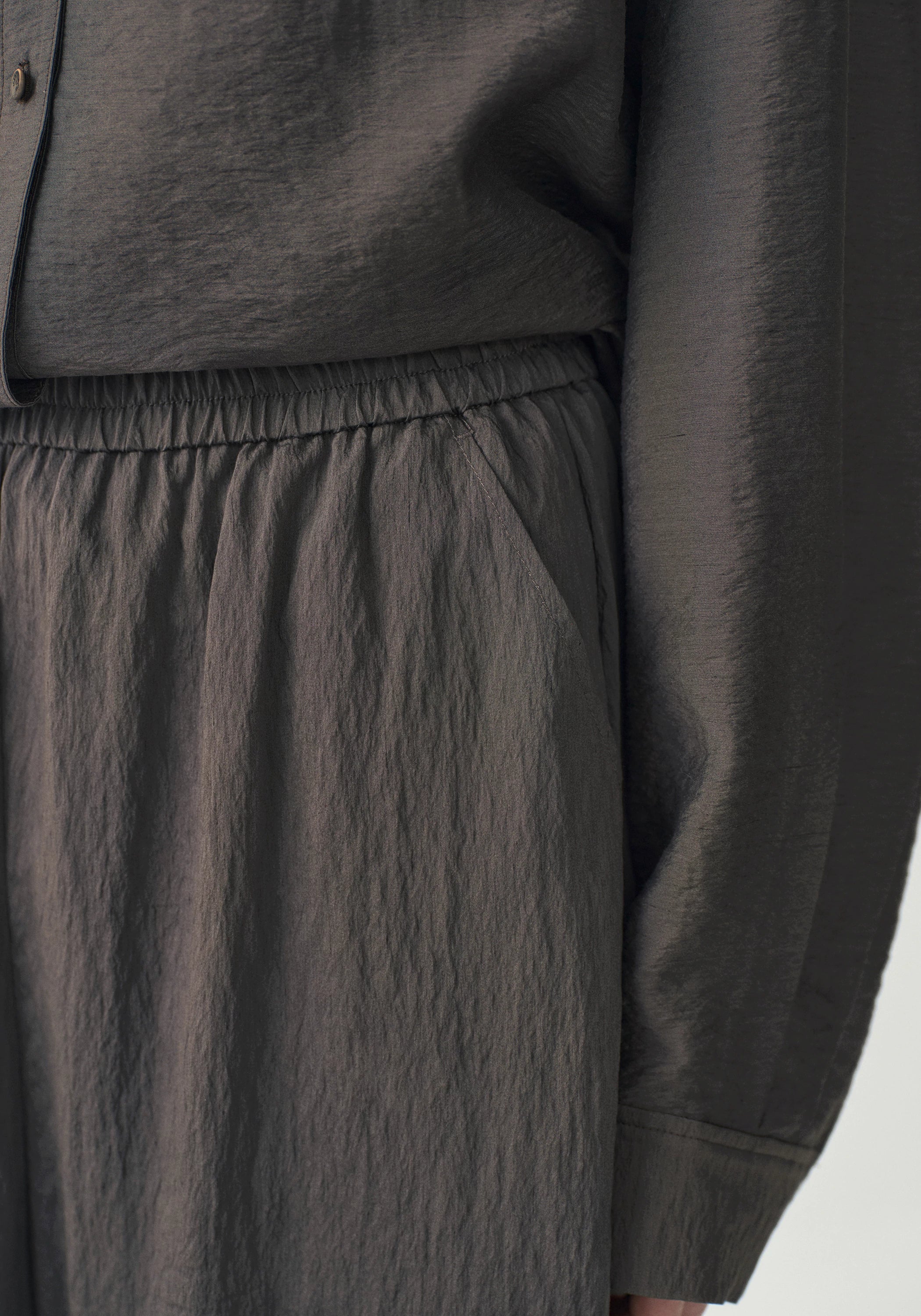 Crinkled Wide-leg Pants - Image 7