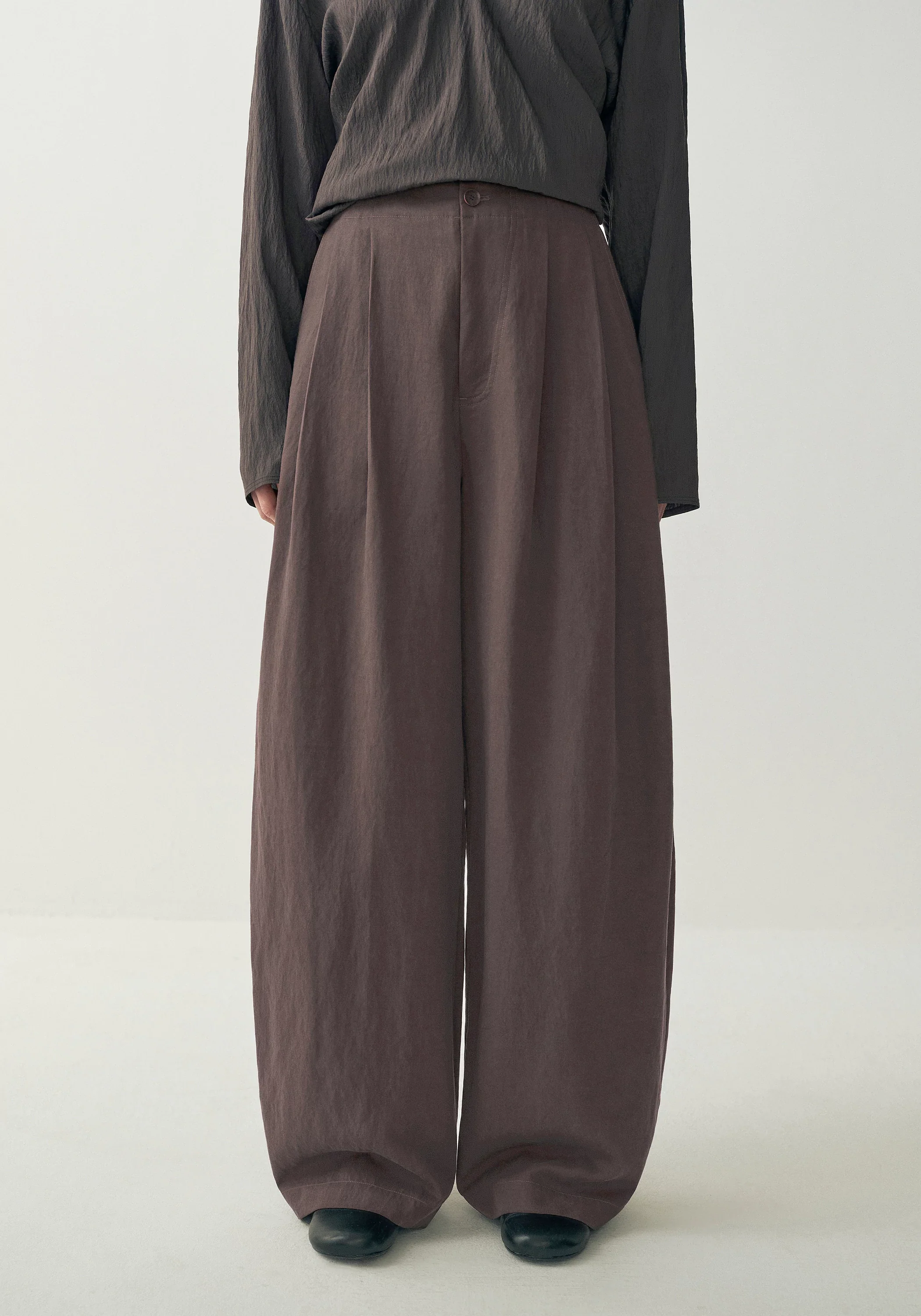 Drawstring Curved Pants - Image 15