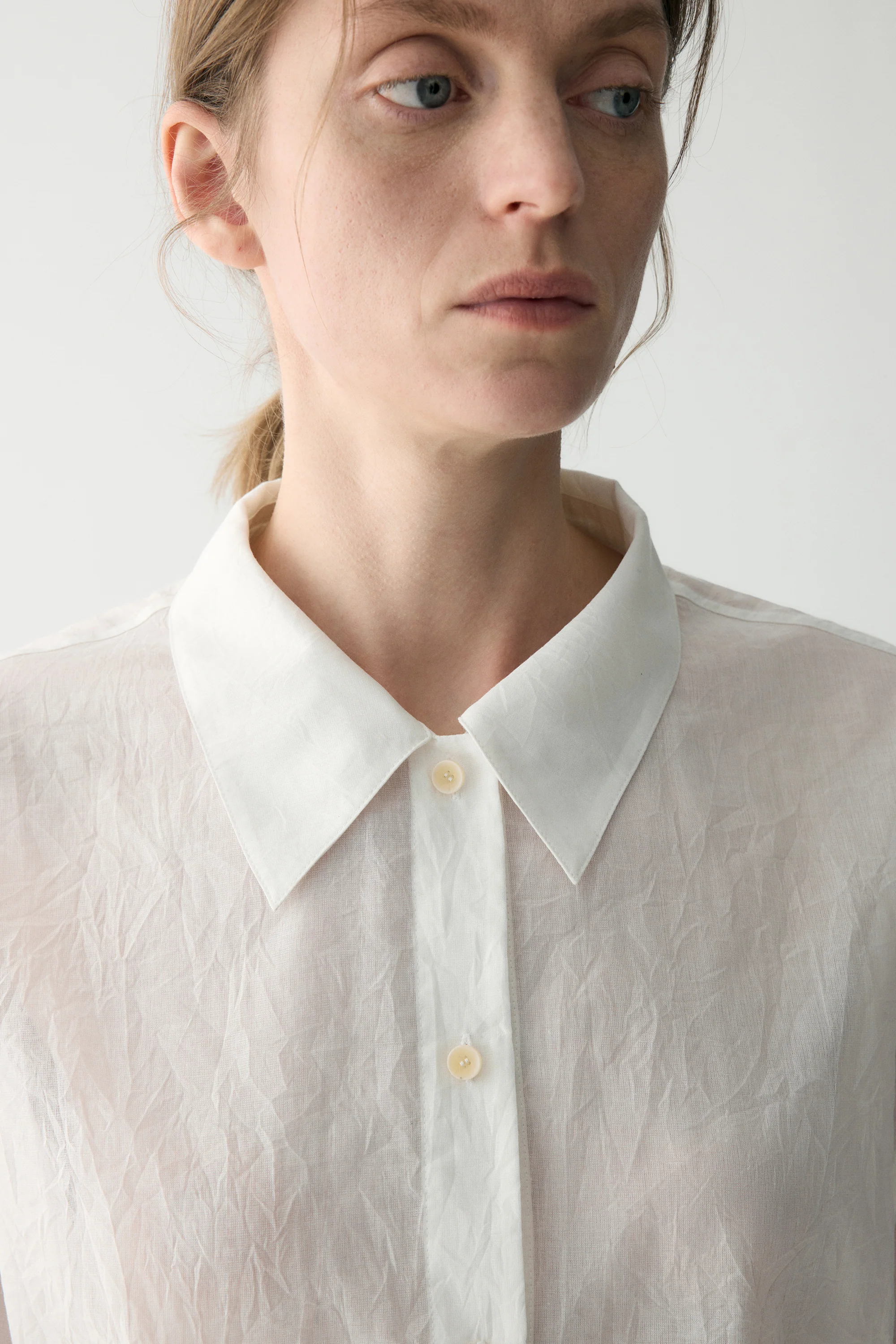 Cotton Knotted T-shirt - Image 8