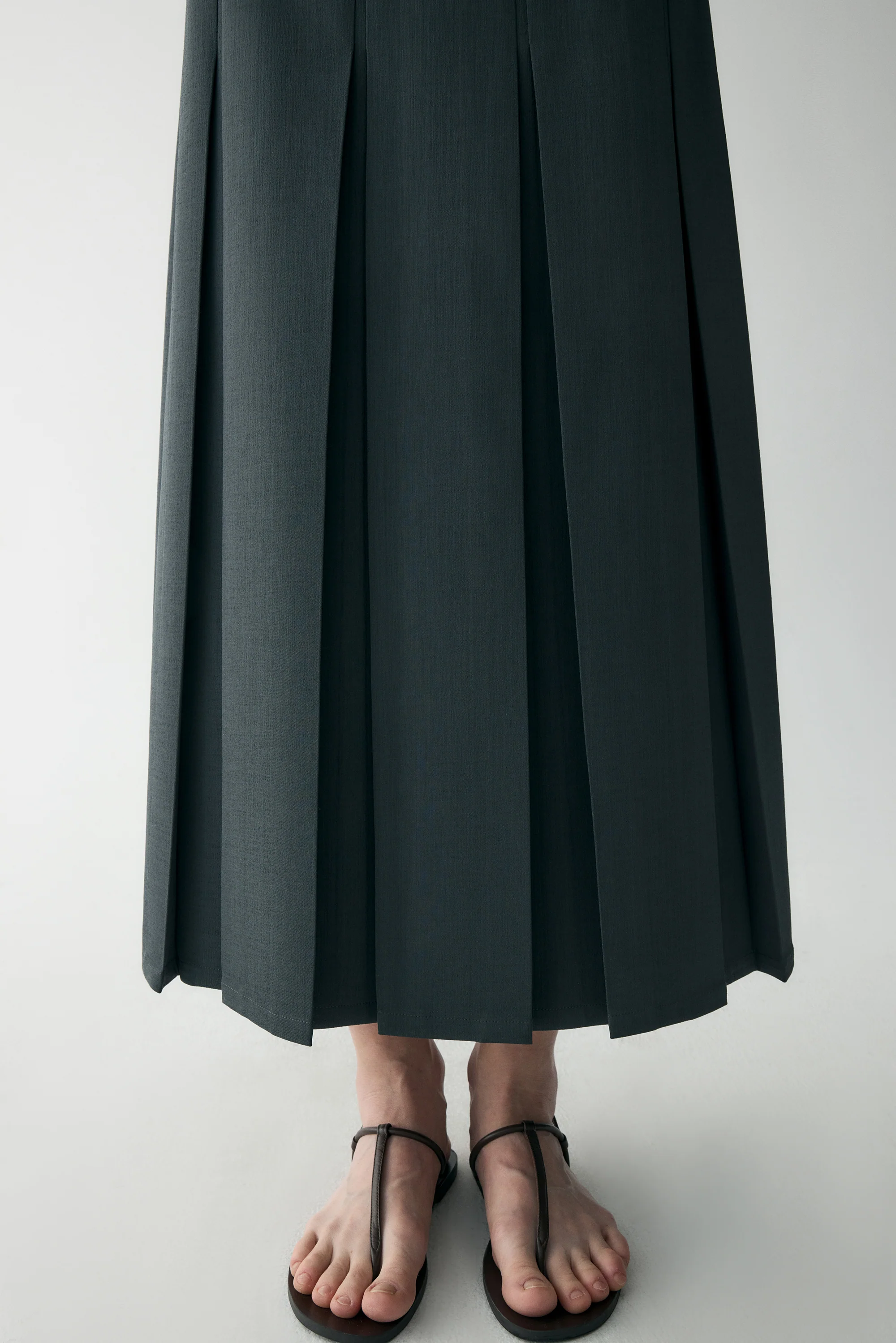 Retro Pleated Skirt - Image 6