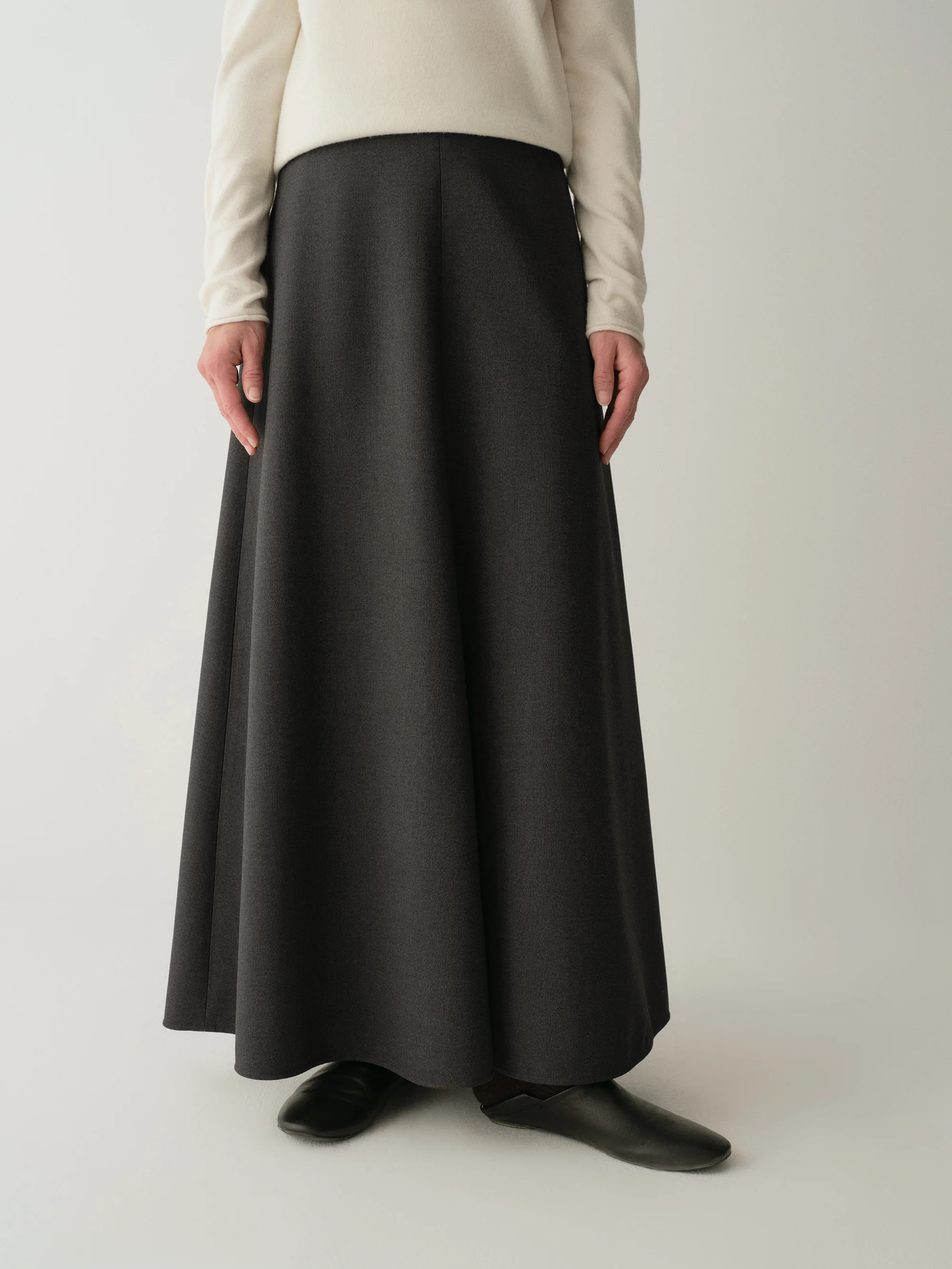 Draped Waistband-Free Skirt - Image 10