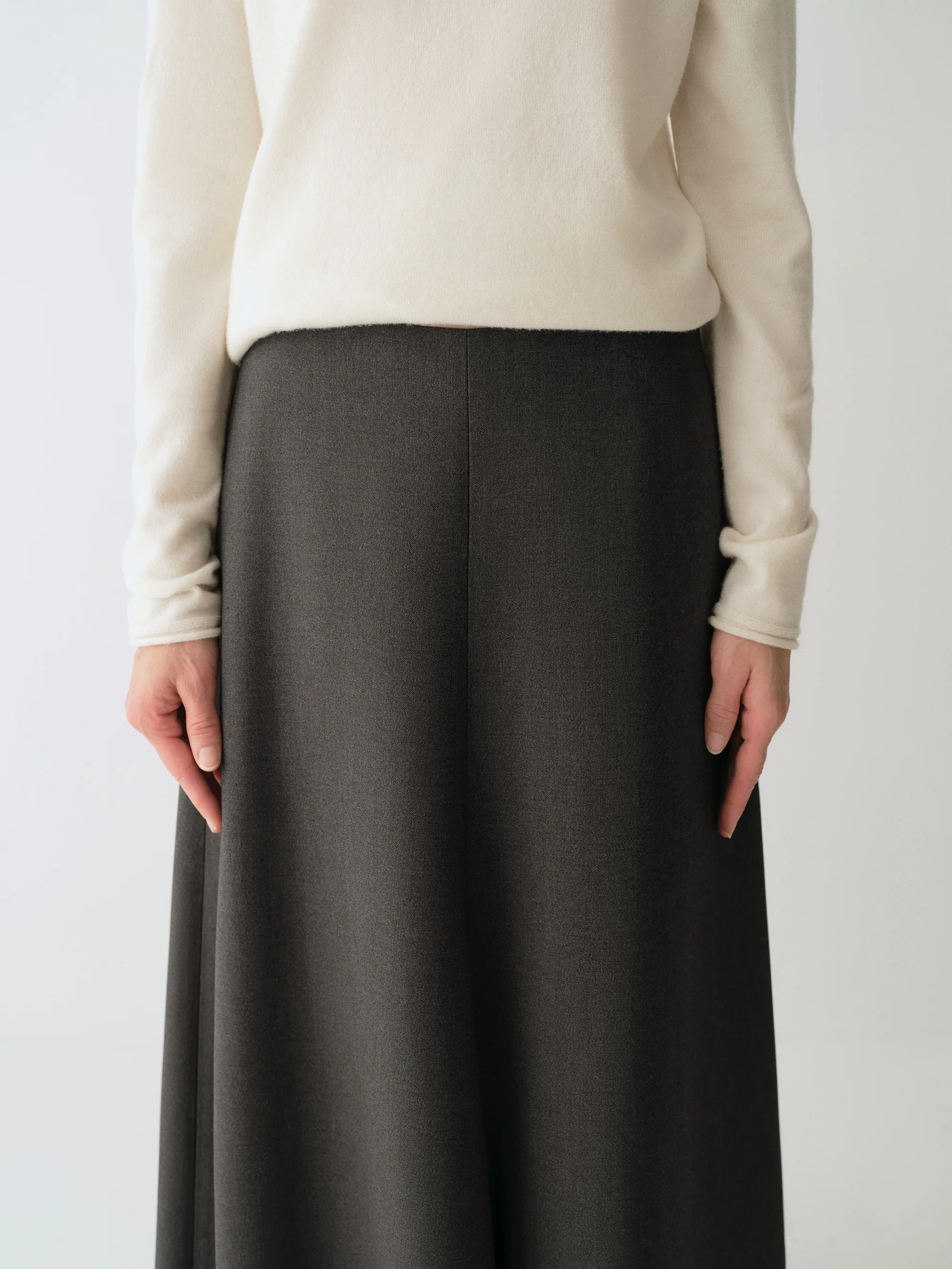 Draped Waistband-Free Skirt - Image 12