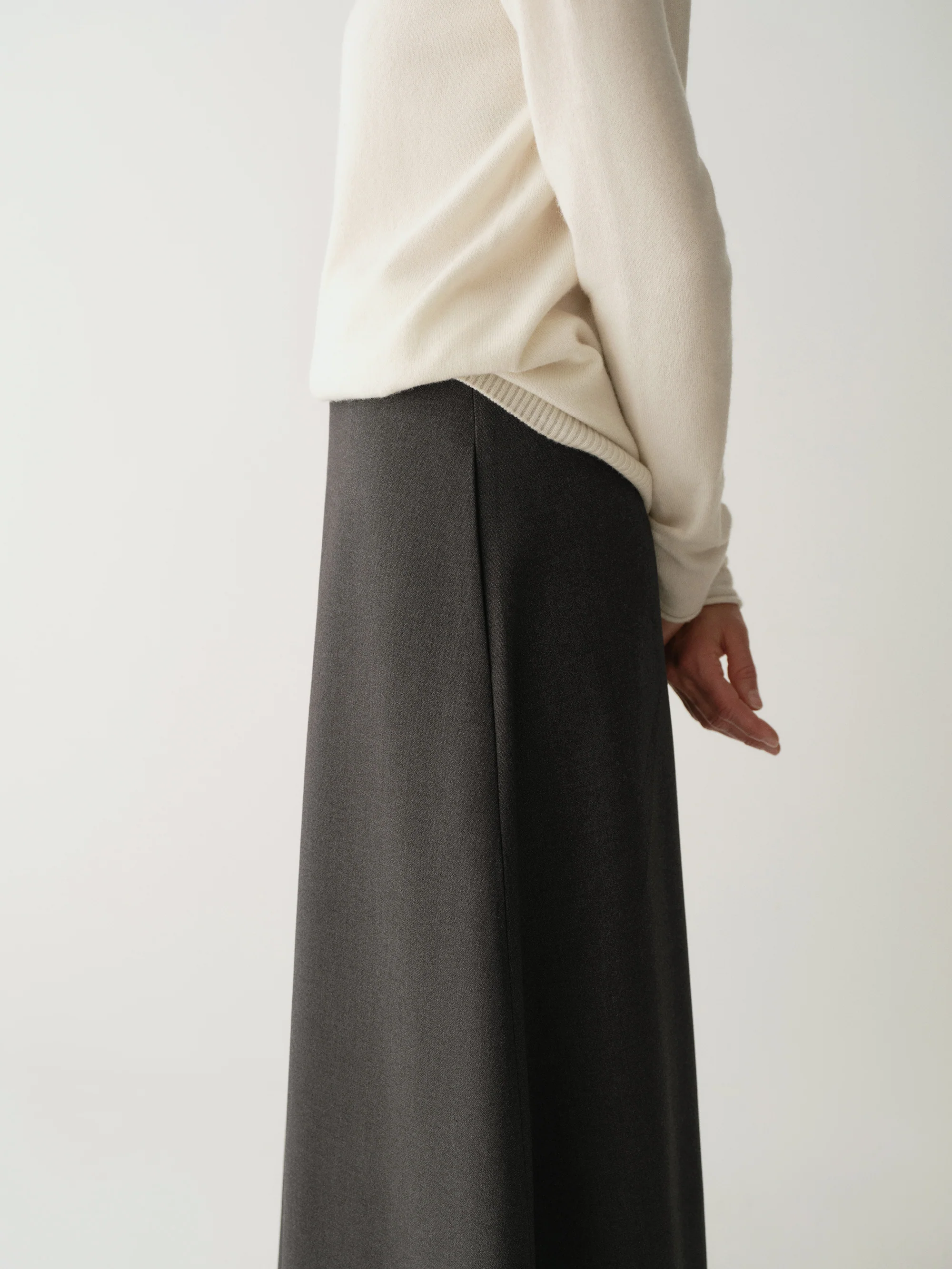 Draped Waistband-Free Skirt - Image 13