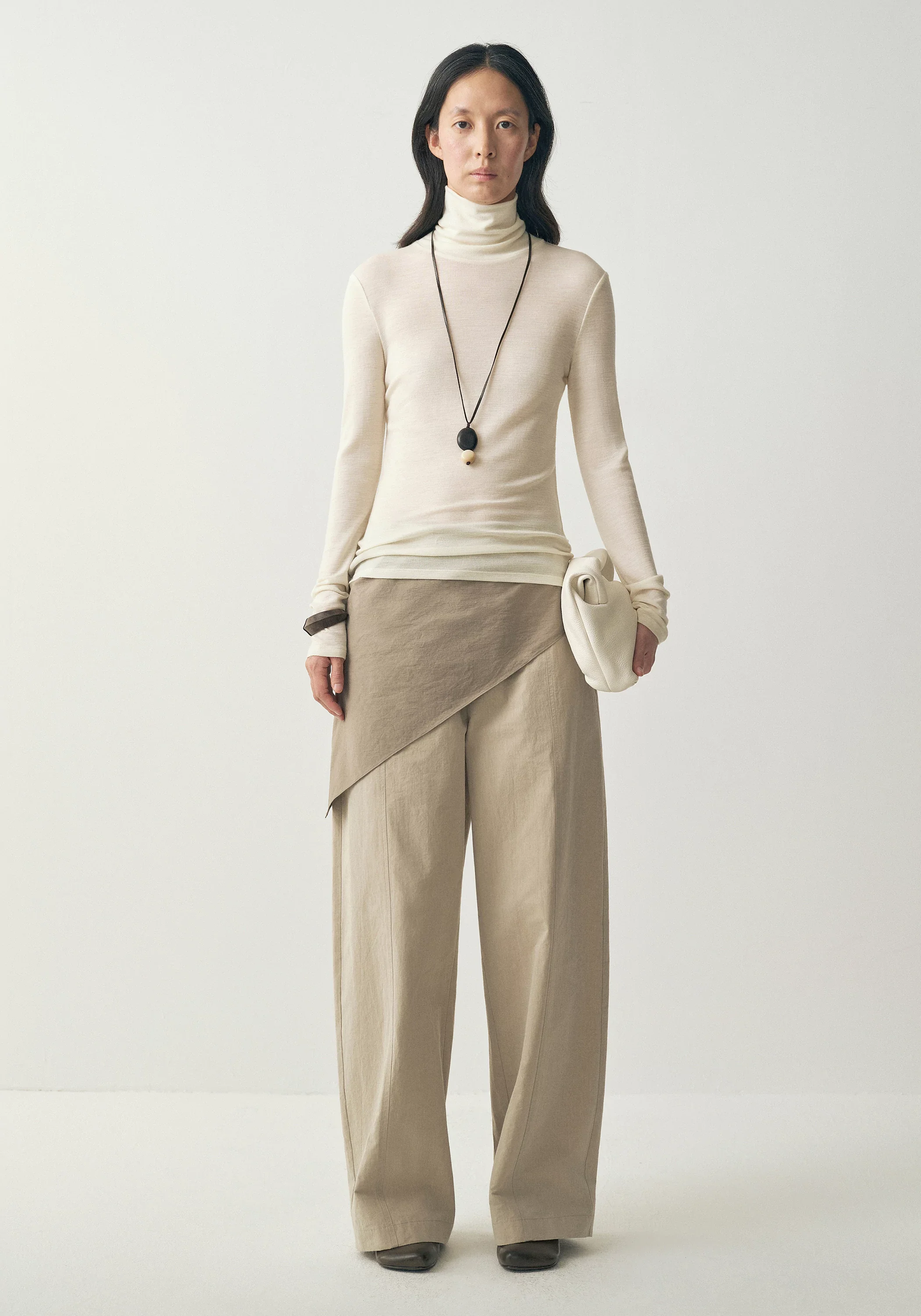 Merino Wool Turtleneck Top - Image 14