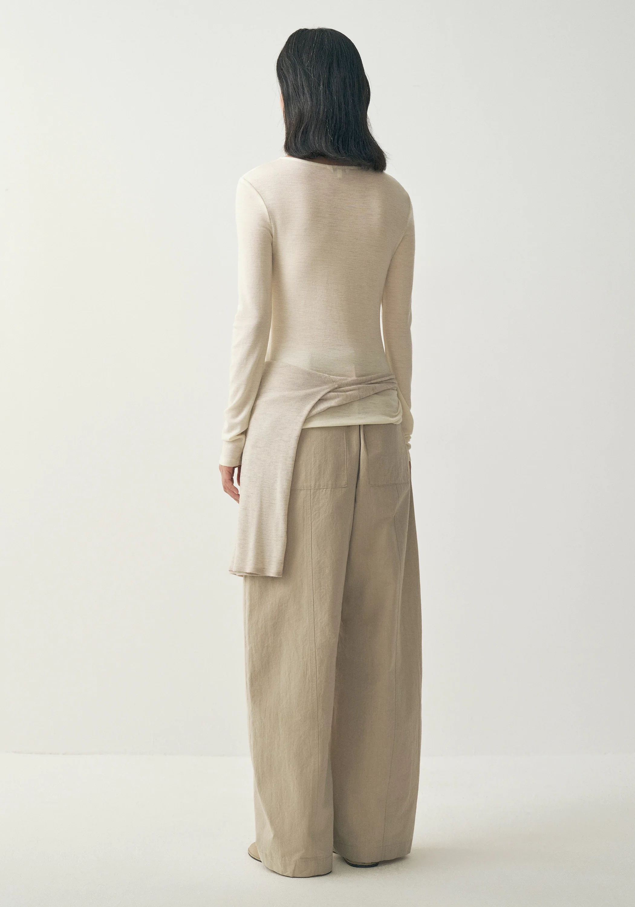 Merino Wool Long-sleeved Top - Image 14