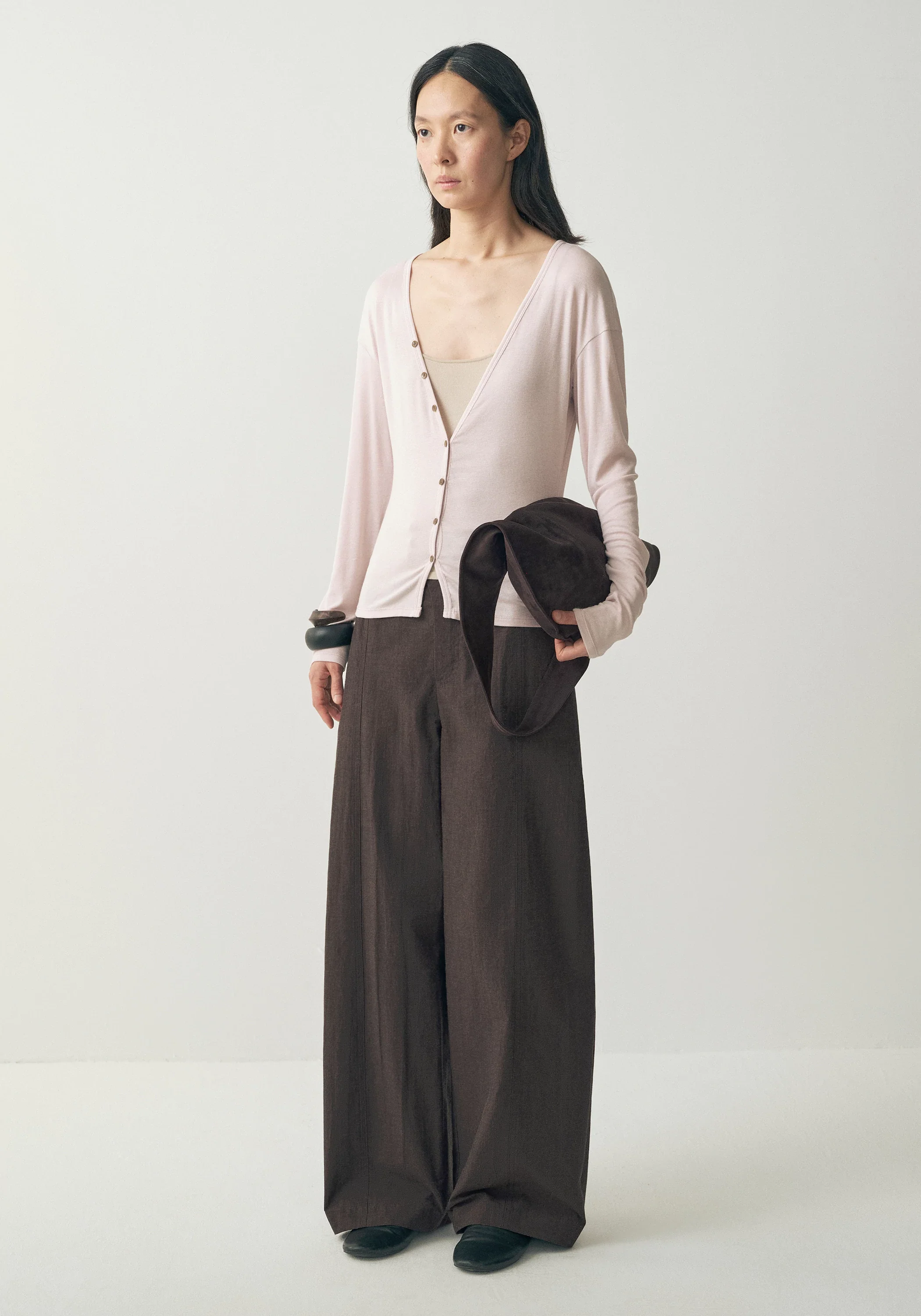V-neck Cardigan - Image 15