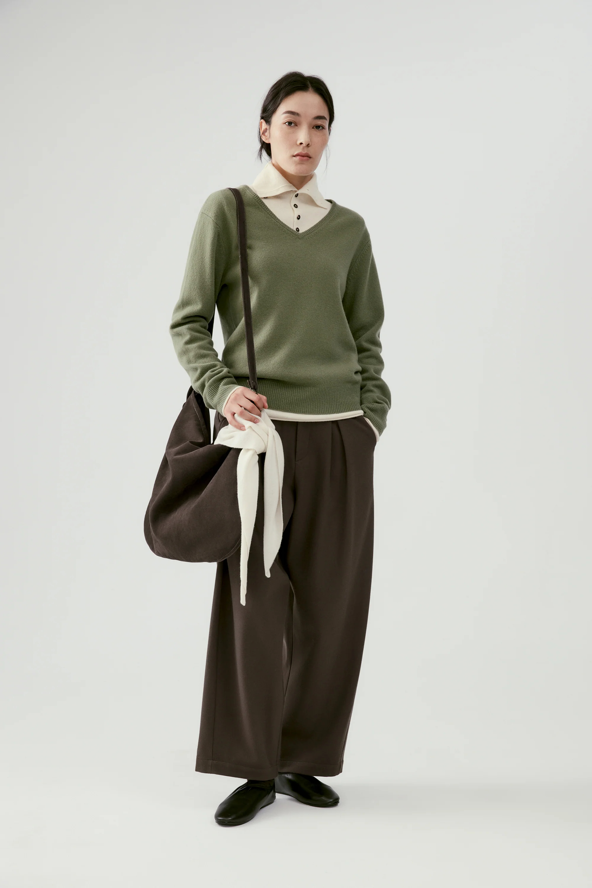 V-neck  Knitted Top - Image 14